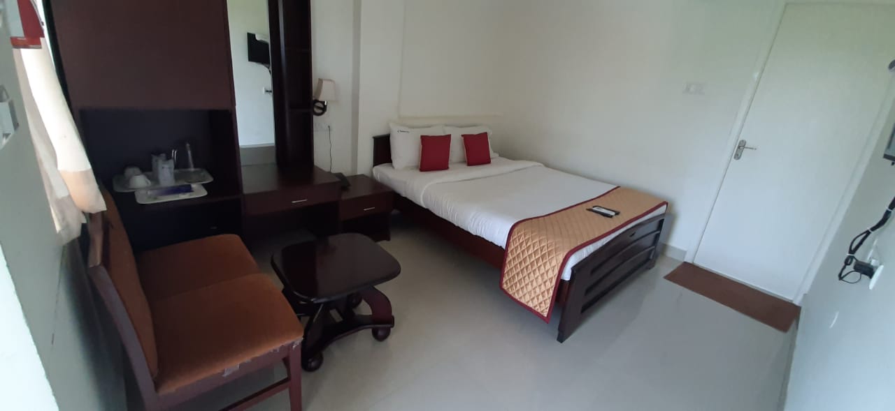 1 x DELUXE ROOM